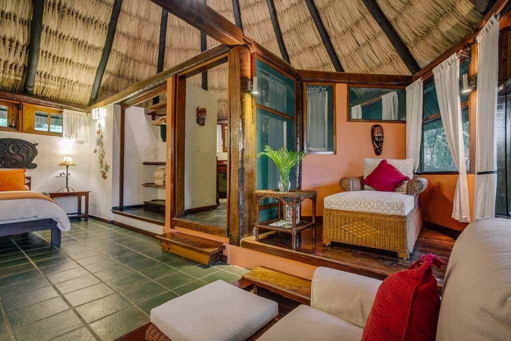 The Lodge At Chaacreek San Ignacio Room photo